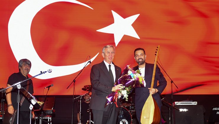 Mansur Yavaş ve Başkentliler Bozkırın Tezenesi Neşet Ertaş’ı Andı